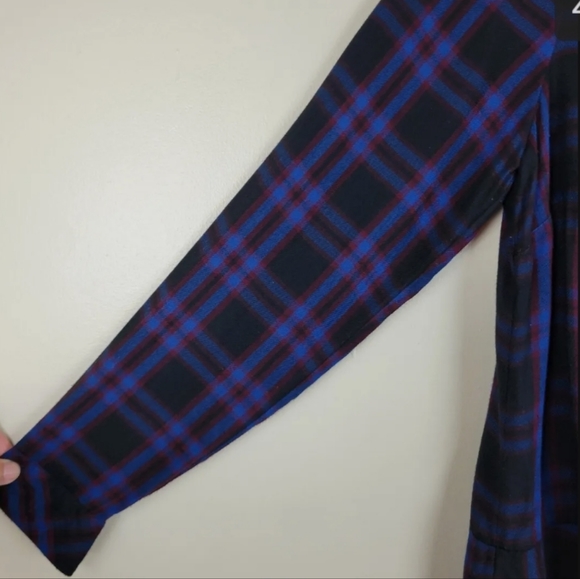 CABI moody plaid peplin button up shirt - Picture 6 of 9